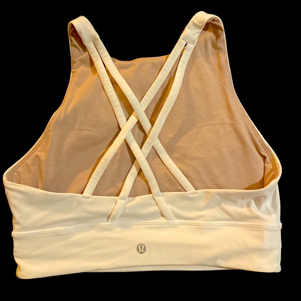Lululemon halter high neck sports bra Energy longline Medium support B-D cups